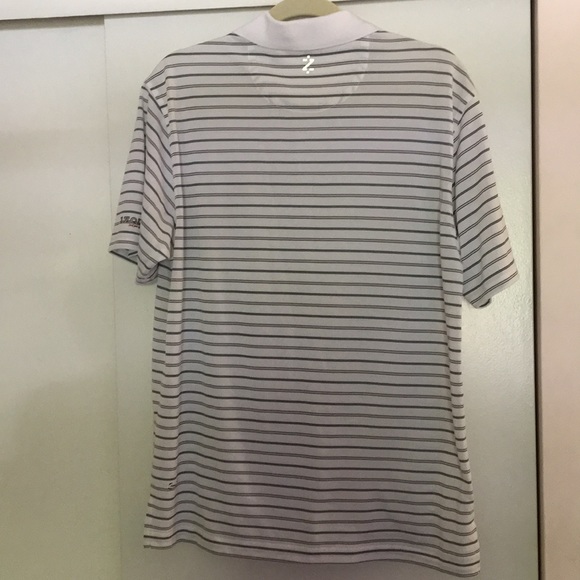 Izod.  Med.  Thin, lightweight, short sleeve polo - Picture 7 of 8